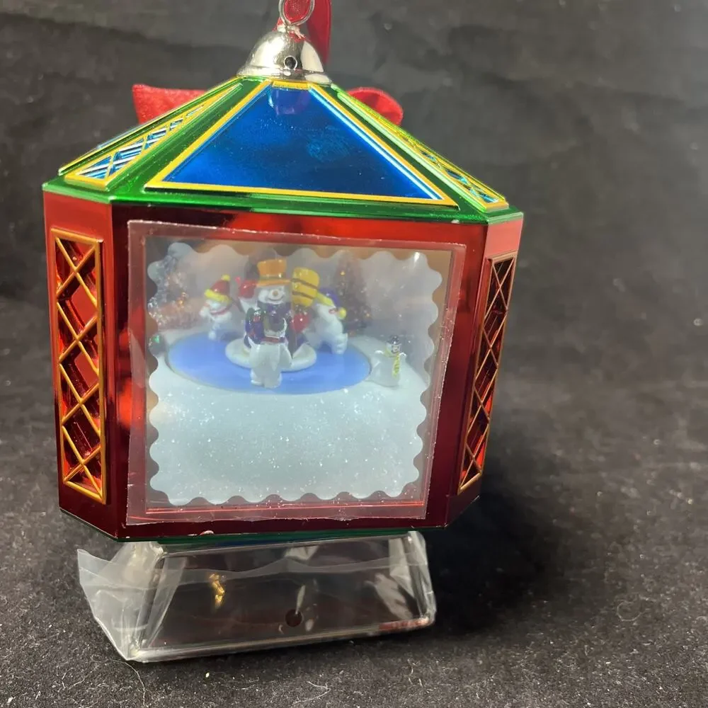 MR. CHRISTMAS 2009 MUSICAL MOTION ACTIVATED LIGHTED ORNAMENT w/SNOWMEN-TESTED
